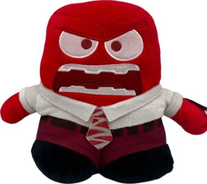 Rotes Stofftier in Anzug mit lustiger Krawatte und ausdrucksstarken Gesichtszügen.